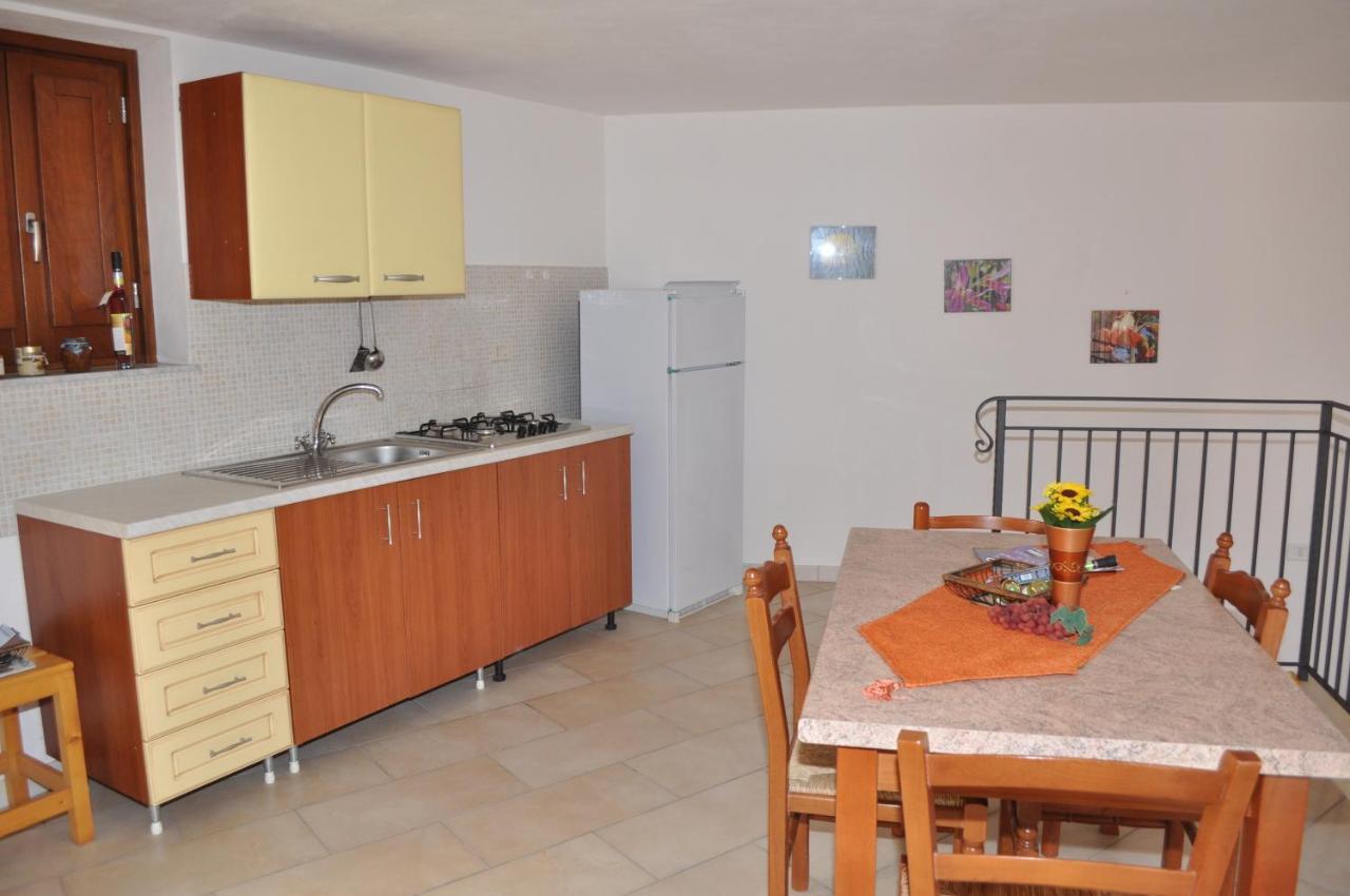 Case Albergo Al Cortiletto Licata Rum bild